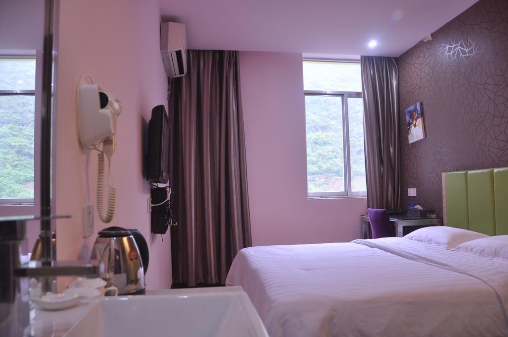 Yangshuo Harbour View Hotel Kültér fotó