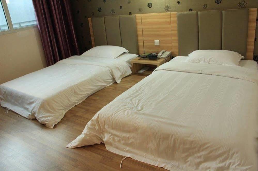 Yangshuo Harbour View Hotel Kültér fotó
